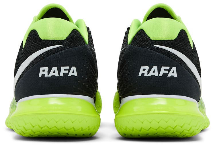 NikeCourt Zoom Vapor Cage 4 Rafa Off Noir Volt