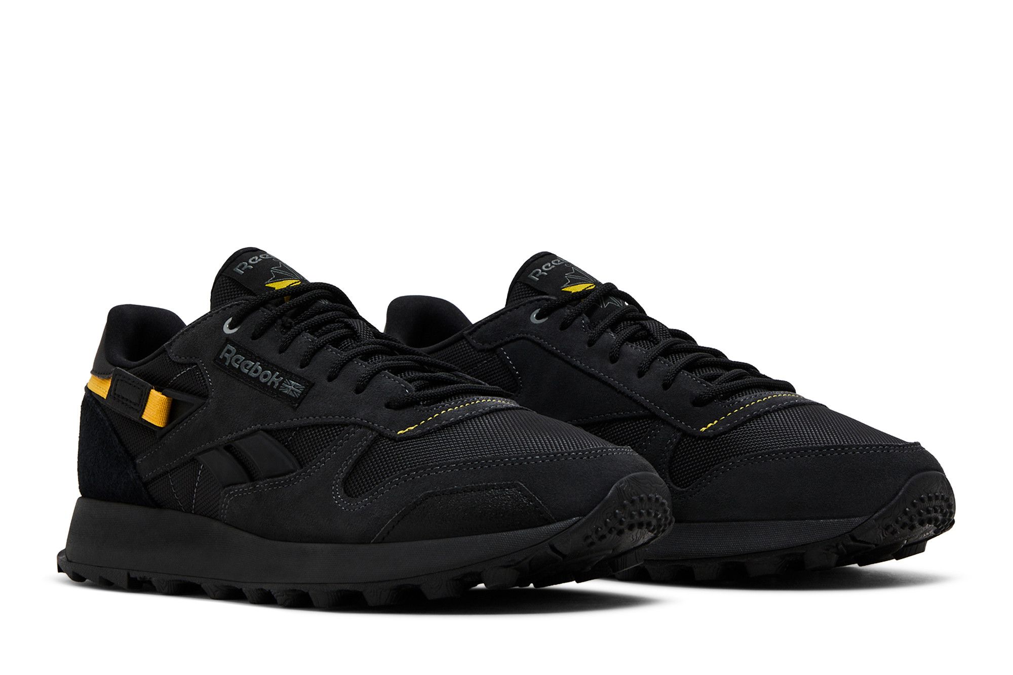 リリック Buy Classic Leather 'Winterized - Black Yellow' - 100032804