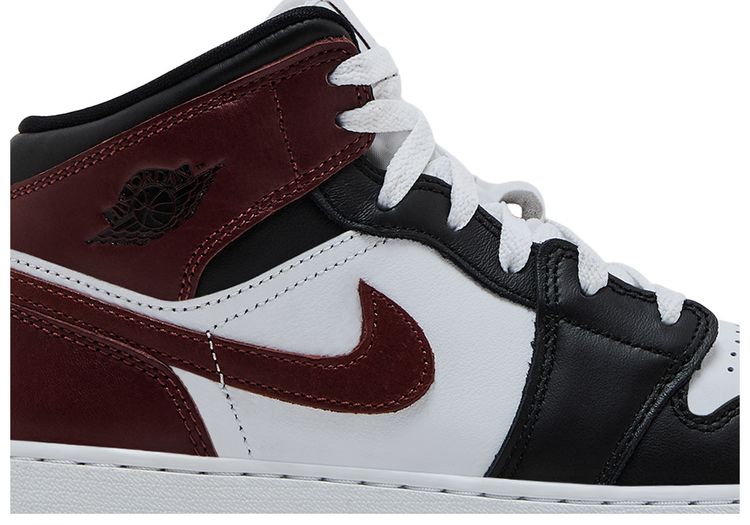 Air Jordan 1 Mid SE GS Dark Pony