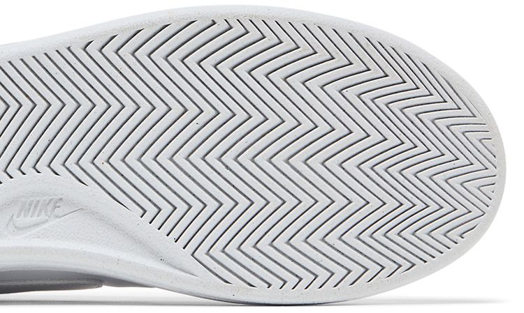 Nike Wmns Court Royale 2 Triple White