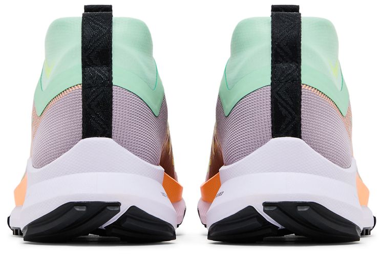 Nike Wmns React Pegasus Trail 4 GORE TEX V2 Purple Smoke Peach Cream