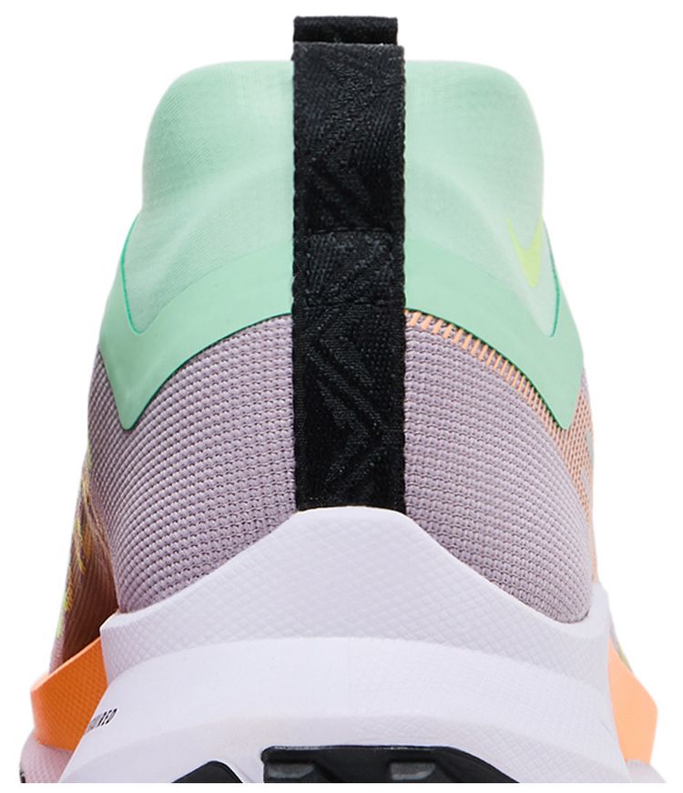 Nike Wmns React Pegasus Trail 4 GORE TEX V2 Purple Smoke Peach Cream