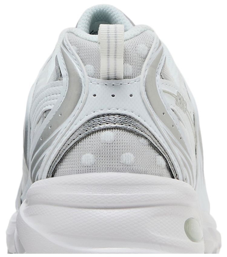 530 White Silver Metallic Polka Dots