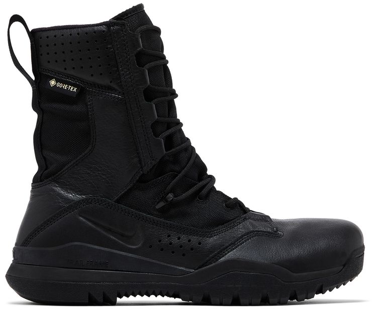 Nike 8 Inch Special Field Boot Black