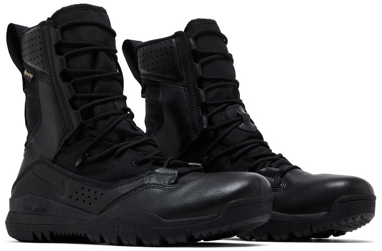 Nike 8 Inch Special Field Boot Black