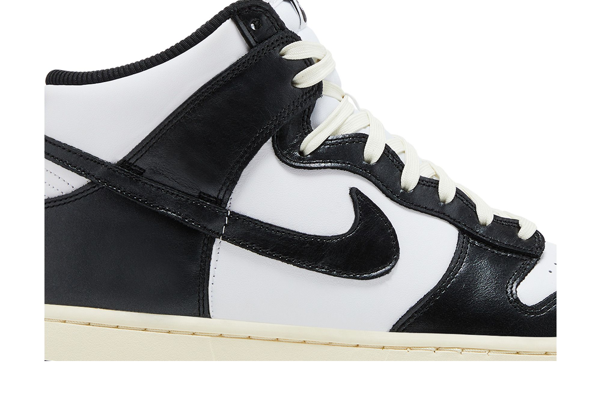 Nike WMNS Dunk High \"Vintage Black\"　ダンク NIKE WMNS DUNK HIGH 