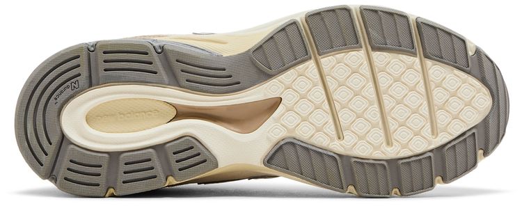 New Balance Teddy Santis x 990v4 Big Kid Wide Limestone