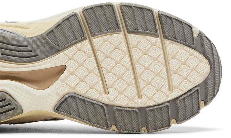 New Balance Teddy Santis x 990v4 Big Kid Wide Limestone