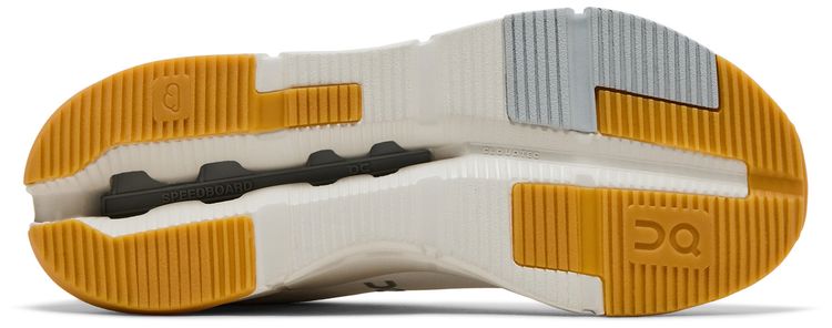 ON Cloudnova Form 2 White Ivory