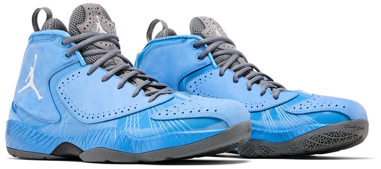 Air Jordan 2012 Deluxe UNC