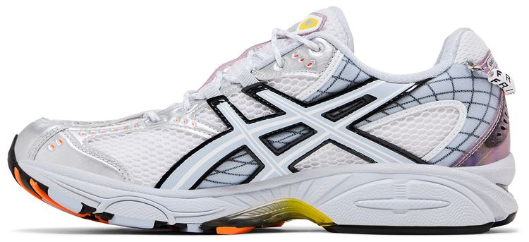 Stefon Diggs x ASICS Gel Nimbus 101 From Me To You Friends  Family