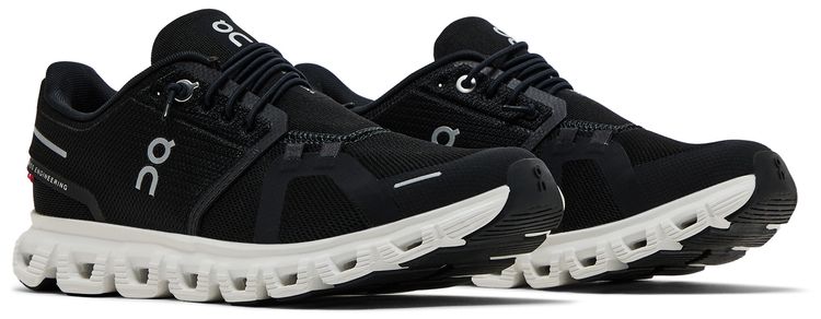 ON Wmns Cloud 6 Black White