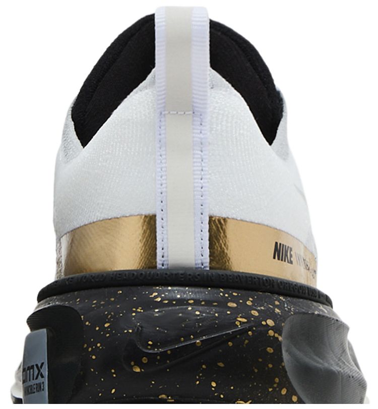 Nike ZoomX Invincible 3 Light Smoke Grey Gold