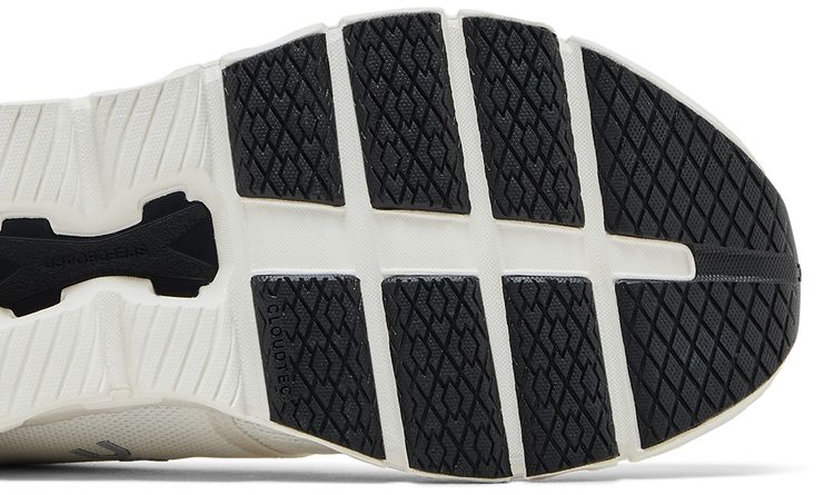 ON Cloud X 4 Ivory Black