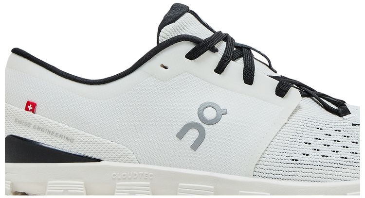 ON Cloud X 4 Ivory Black