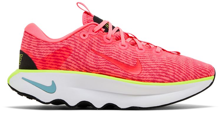 Nike Wmns Motiva Hot Punch