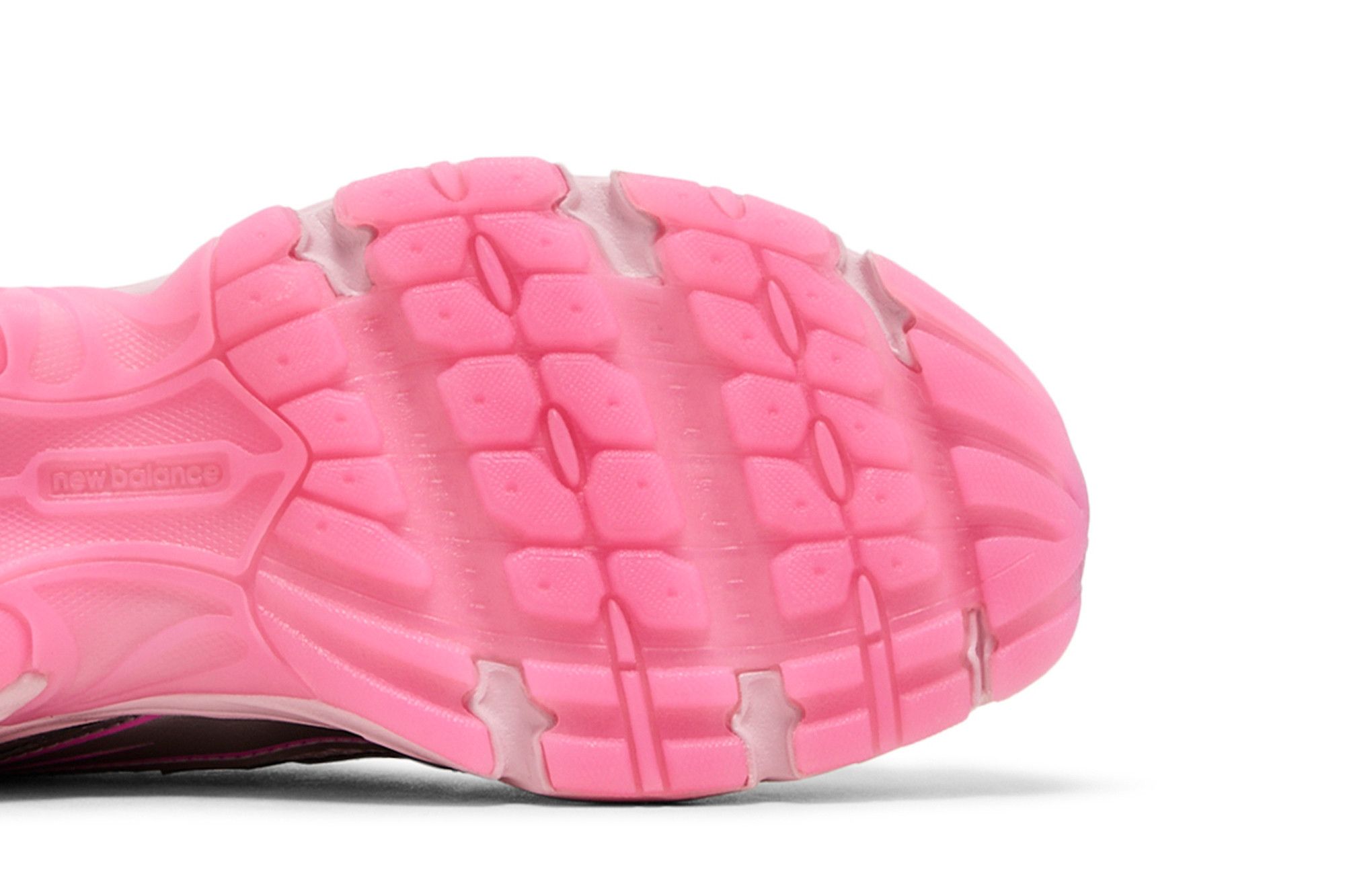 靴 New Balance 740 \"Pink Vacation\" 23cm Atmos Pink x New Balance 740 'Pink Vacation' U740AP2 Release