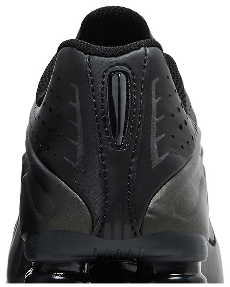 Nike Shox R4 GS Triple Black