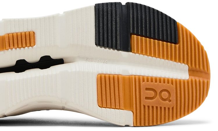 ON Cloudnova Form 2 Black Ivory