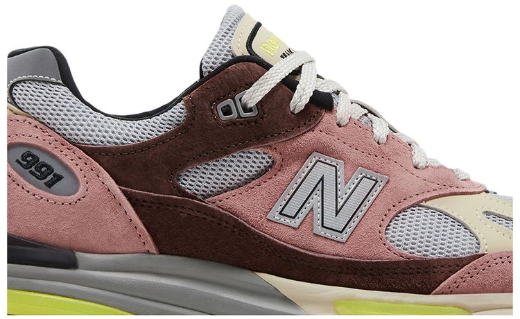 New Balance 991v2 Made in England Rosewood