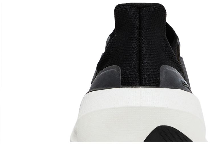 Adidas Wmns UltraBoost Light Core Black