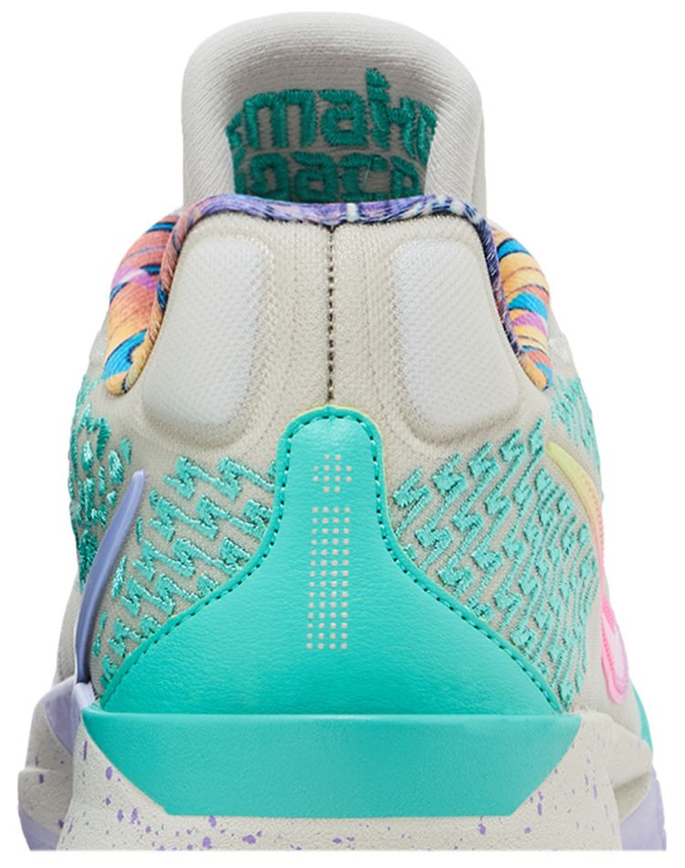 Titan x Nike Wmns Sabrina 2 Make Space