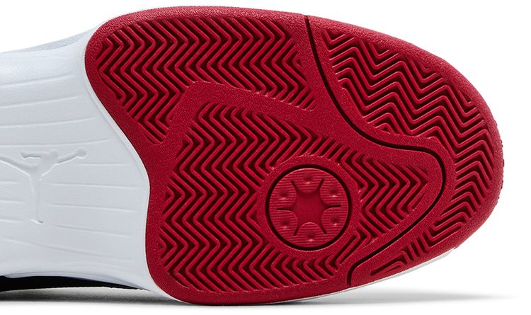 Air Jordan Max Aura 6 Bred