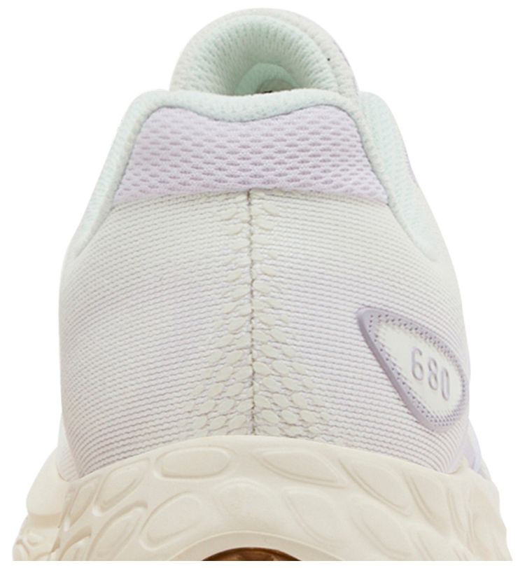 New Balance Wmns Fresh Foam 680v8 Sea Salt Taro