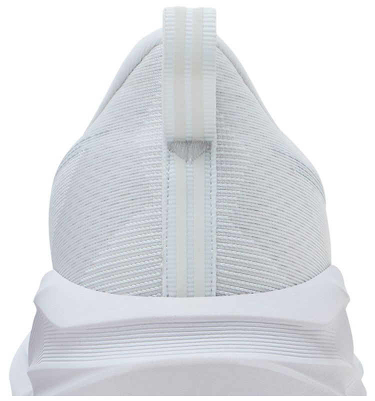 Asics Novablast 5 White Piedmont Grey