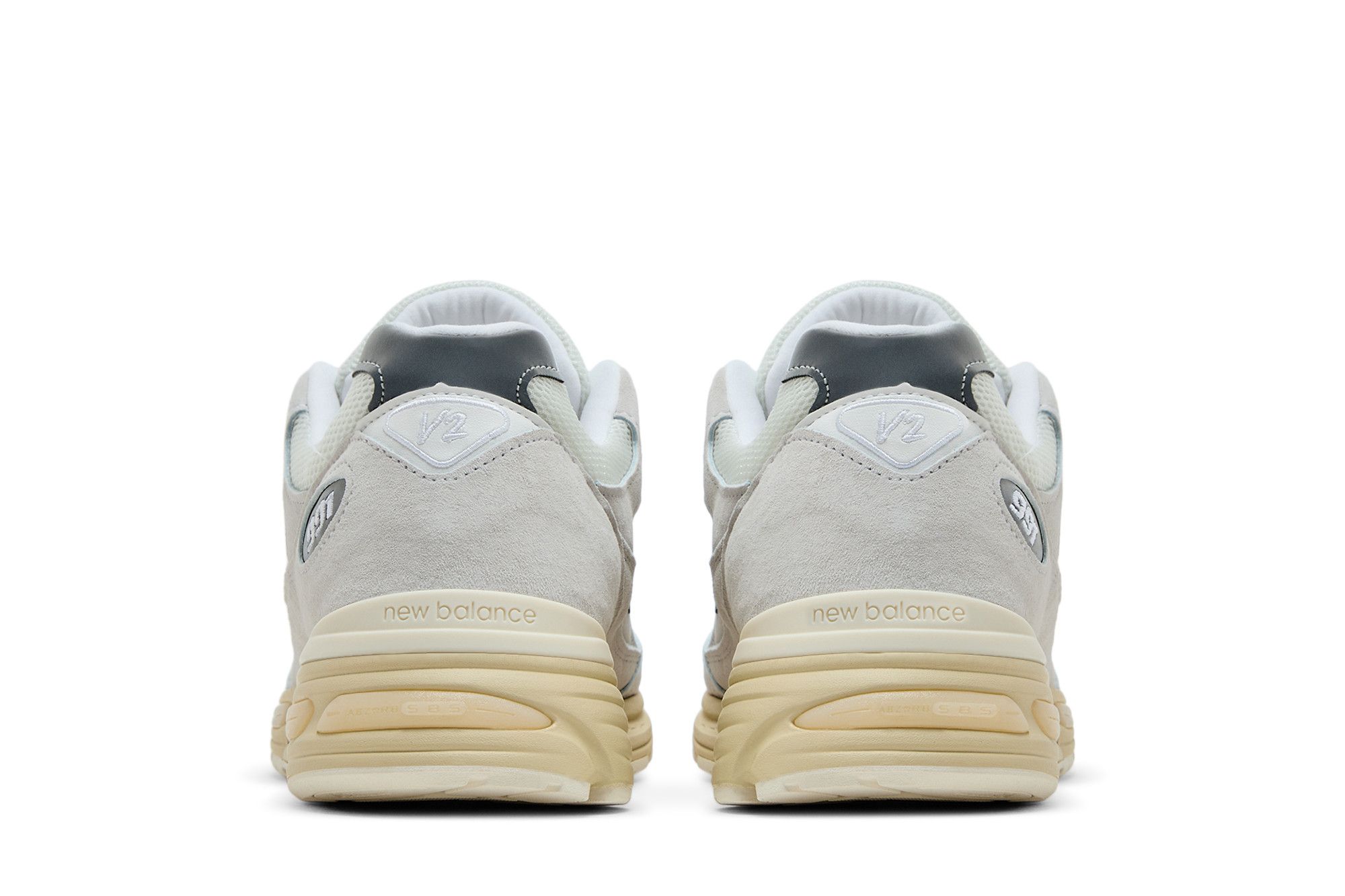 Buy 991v2 Made in England 'Wind Chime' - U991OW2 | GOAT AE