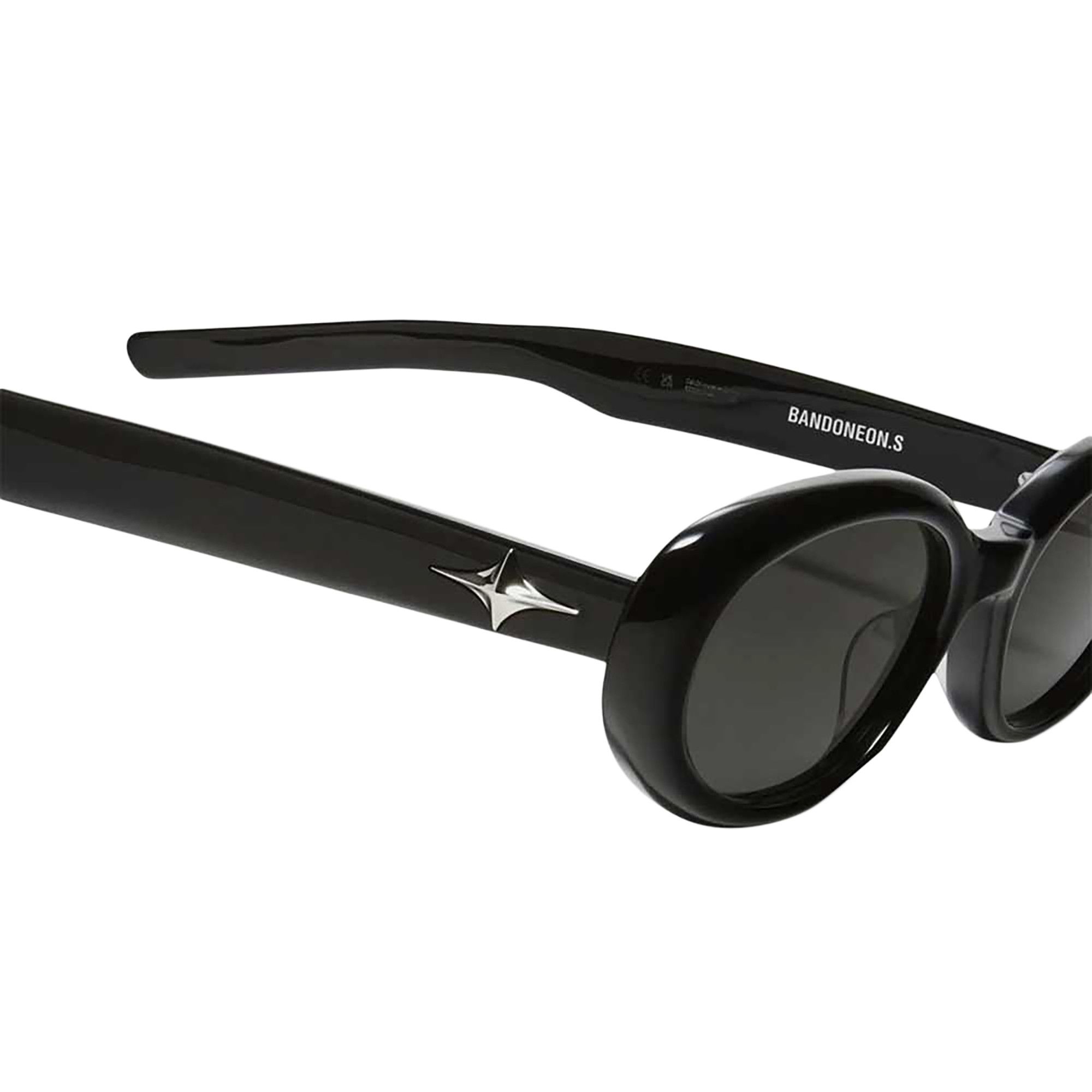 Buy Gentle Monster Bandoneon S 01 Sunglasses 'Black