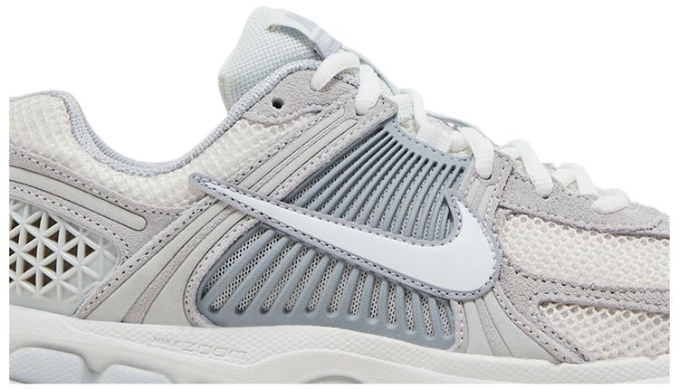 Nike Wmns Air Zoom Vomero 5 Pure Platinum