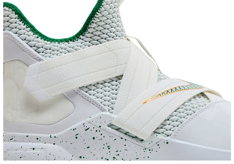 Nike LeBron Soldier 12 SVSM Home