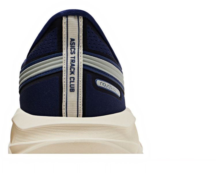 Asics Novablast 5 Track Club