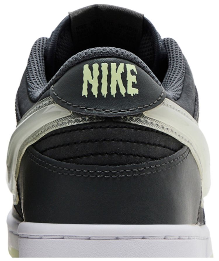 Nike Dunk Low GS Halloween   Glow In The Dark