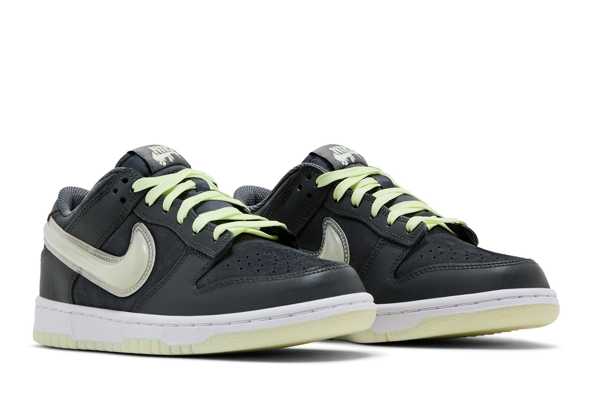 Buy Dunk Low GS 'Halloween - Glow In The Dark' - HQ3569 068
