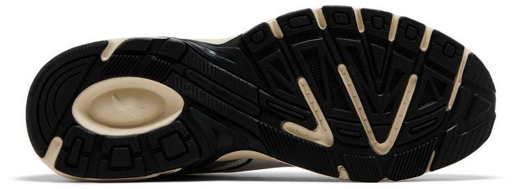 Puma Milenio Tech Warm White Silver