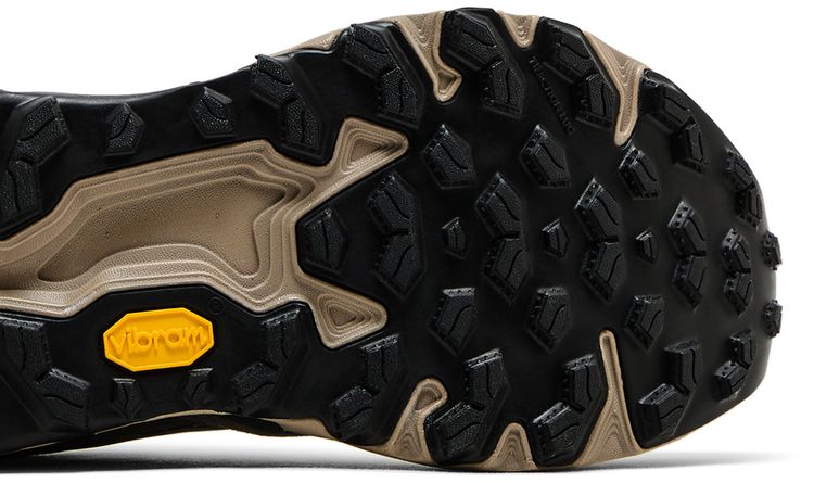 New Balance Wmns Fresh Foam X Hierro v9 Arid Stone