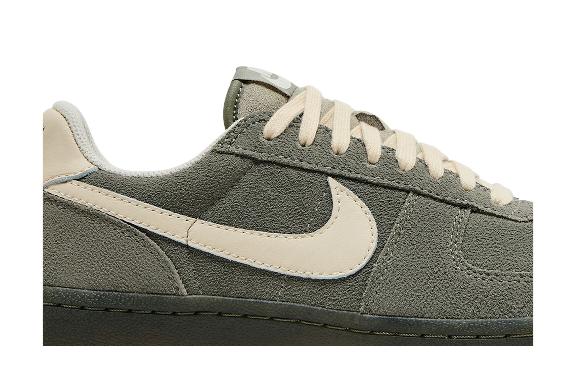 スニーカー Nike Field General Suede M Light Army Natural IF0666300 IF06 Field General Suede Sneaker in Light Army/Natural - NIKE