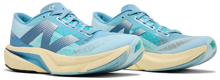 New Balance Wmns FuelCell Rebel v4 Quarry Heron Blue