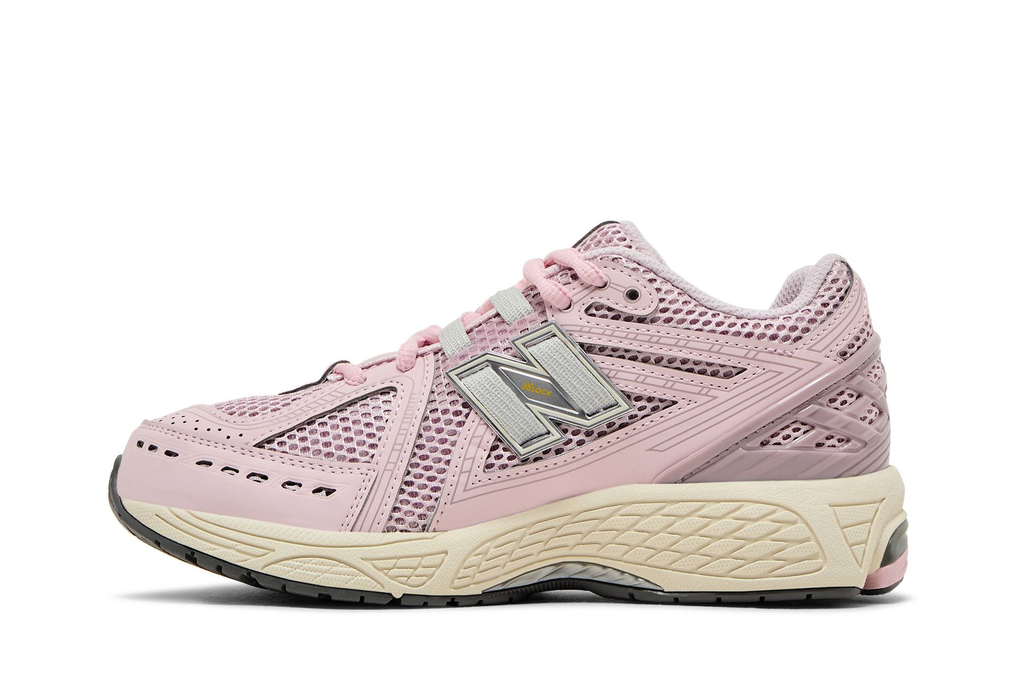 アニー　5/6 12:00〜 1階良席 New Balance 1906X Gore-Tex 