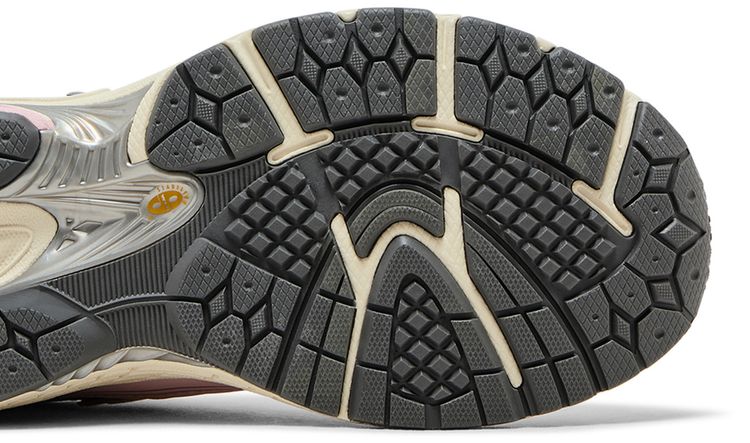 New Balance 1906R Big Kid Rose Sugar Ice Wine