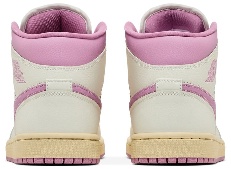 Wmns Air Jordan 1 Mid Strawberries  Cream