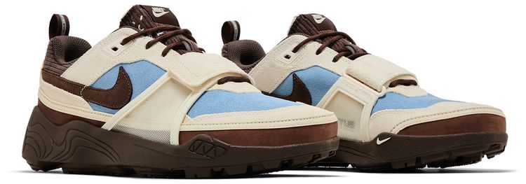 Travis Scott x Zoom Field Jaxx Leche Blue