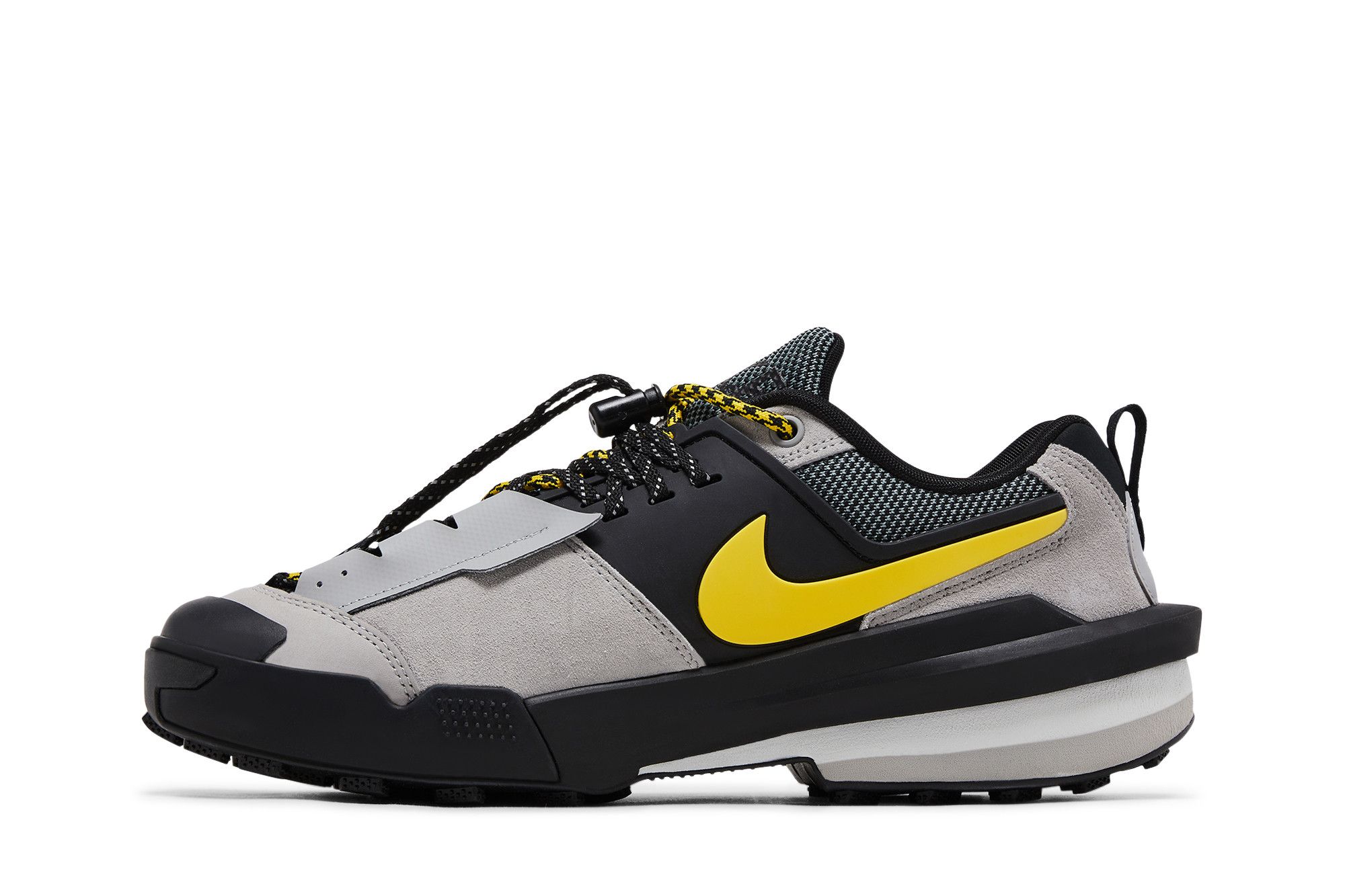 Buy sacai x Zegamadome 'Matte Silver Tour Yellow' - HQ8618