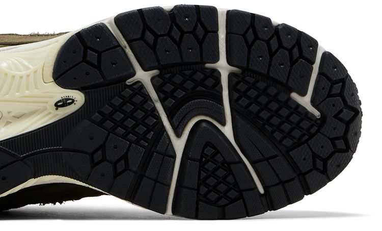 New Balance 2002R Dark Moss