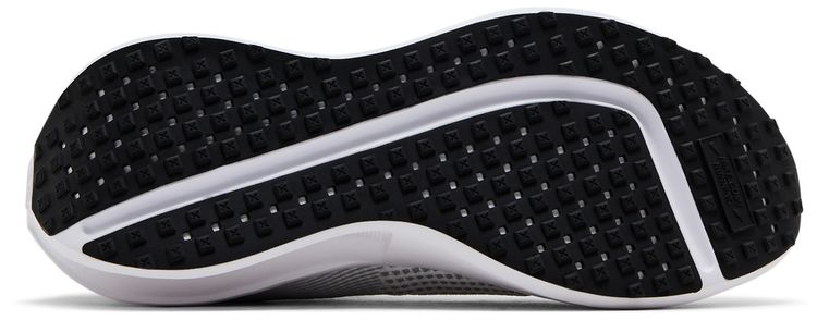 Nike Interact Run White Volt