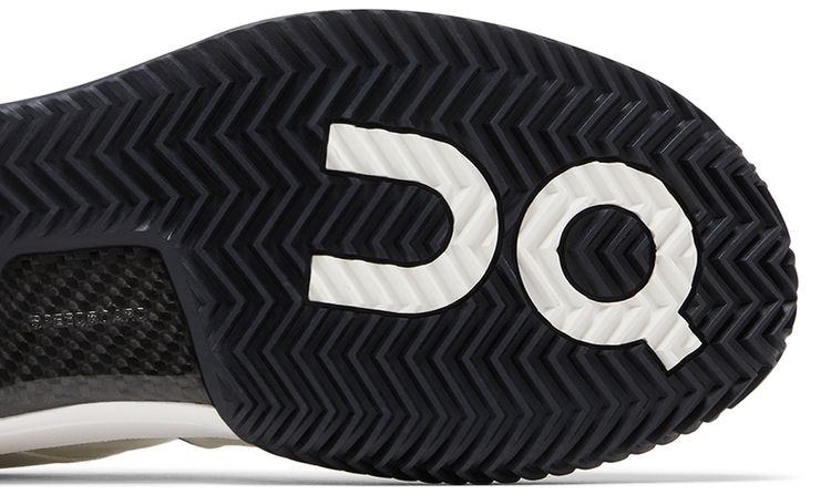 ON The Roger Pro 2 Clay White Black