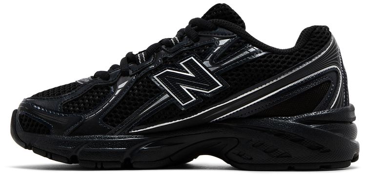 New Balance 740 Big Kid Black Silver Metallic