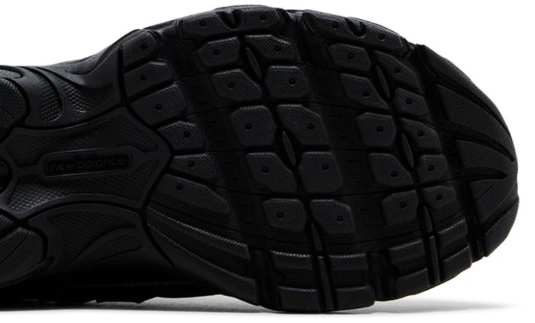 New Balance 740 Big Kid Black Silver Metallic